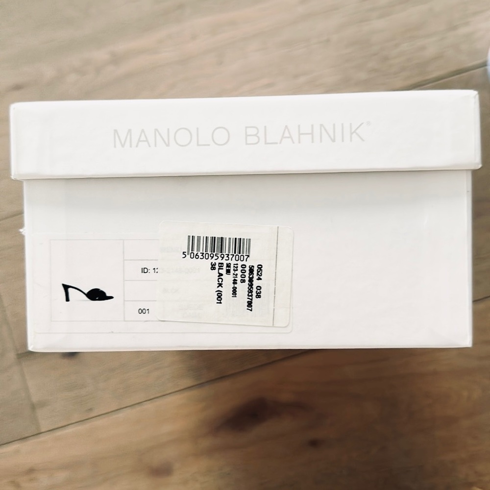 NWT Manolo Blahnik Siemu 70mm Suede Kitten-Heel Sandals in 38 (8) - Picture 9 of 10